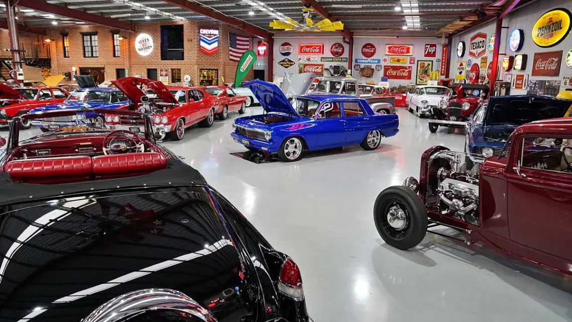 SEVEN82MOTORS launch online auction